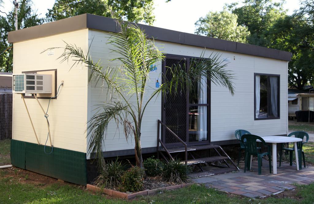 Cohuna Waterfront Holiday Park Экстерьер фото